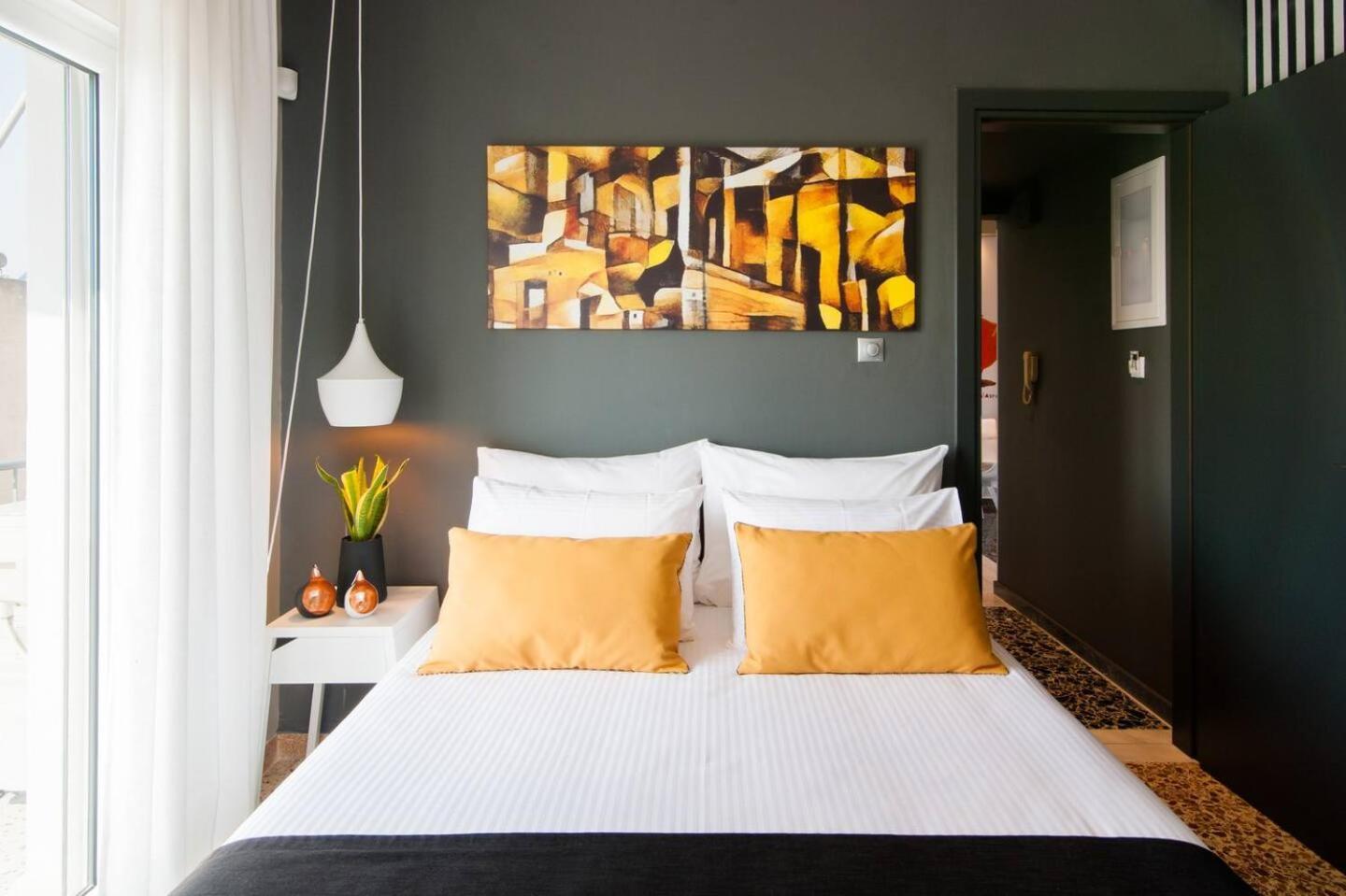 Ma Maison Nο 1, Penthouse, Acropolis And Lycabettus View, Ultra High Speed Internet 300 Mbps, 15' To Acropolis By Metro, 1' From Metro Station Atene Esterno foto