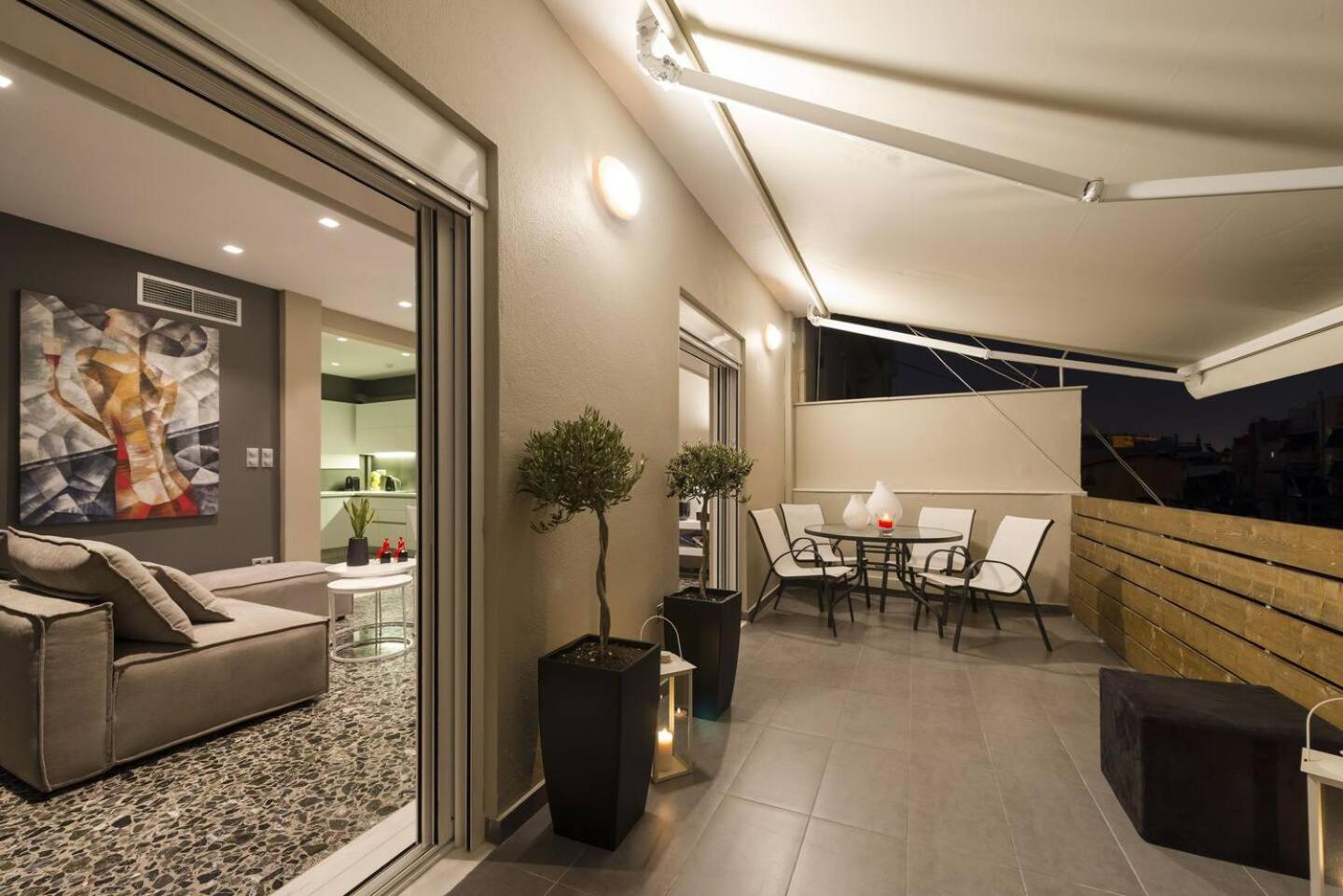 Ma Maison Nο 1, Penthouse, Acropolis And Lycabettus View, Ultra High Speed Internet 300 Mbps, 15' To Acropolis By Metro, 1' From Metro Station Atene Esterno foto